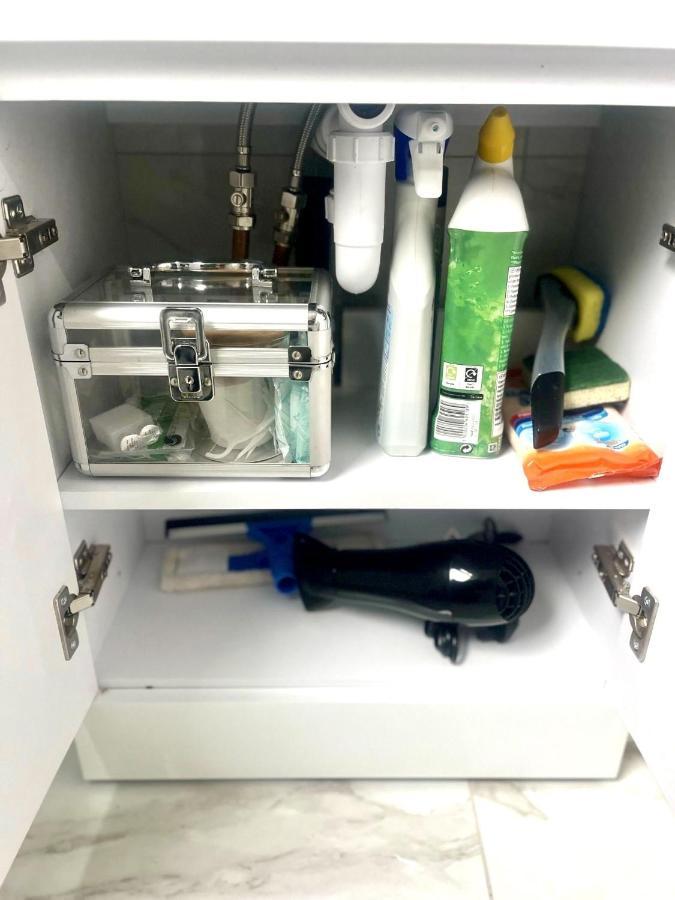 Apartment Great Near Airport - Super Host 2 Years Running!