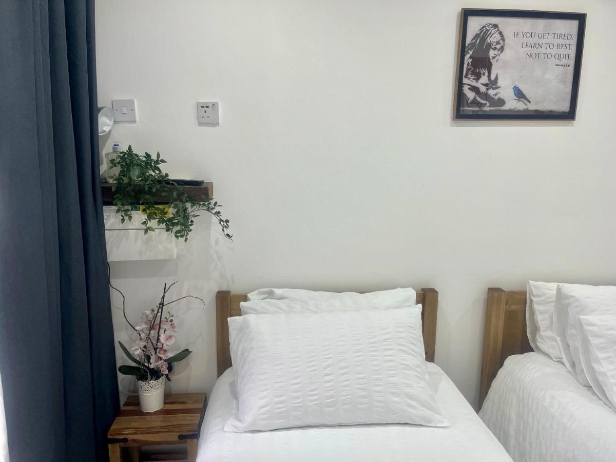 Apartment Great Near Airport - Super Host 2 Years Running! *